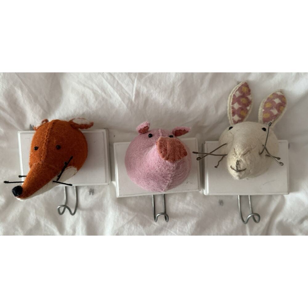Set Felted Wool Animal Hooks Fox Rabbit Pig Baby Nursery Room Decor Land Of Nod?
